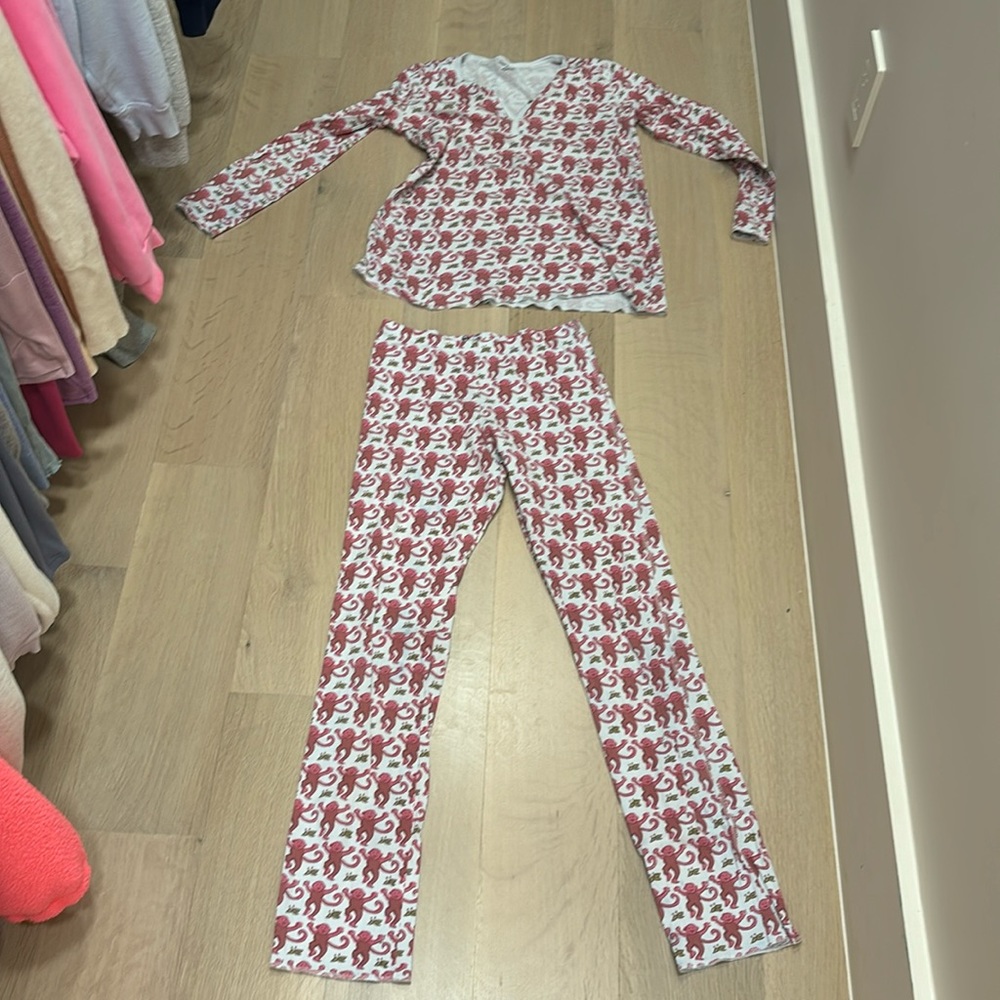 roller rabbit long sleeve pink monkey pajamas